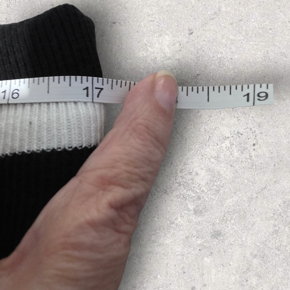 MICHAEL Michael Kors Black Joggers with White Stripes Size Large NWT - Picture 4 of 7